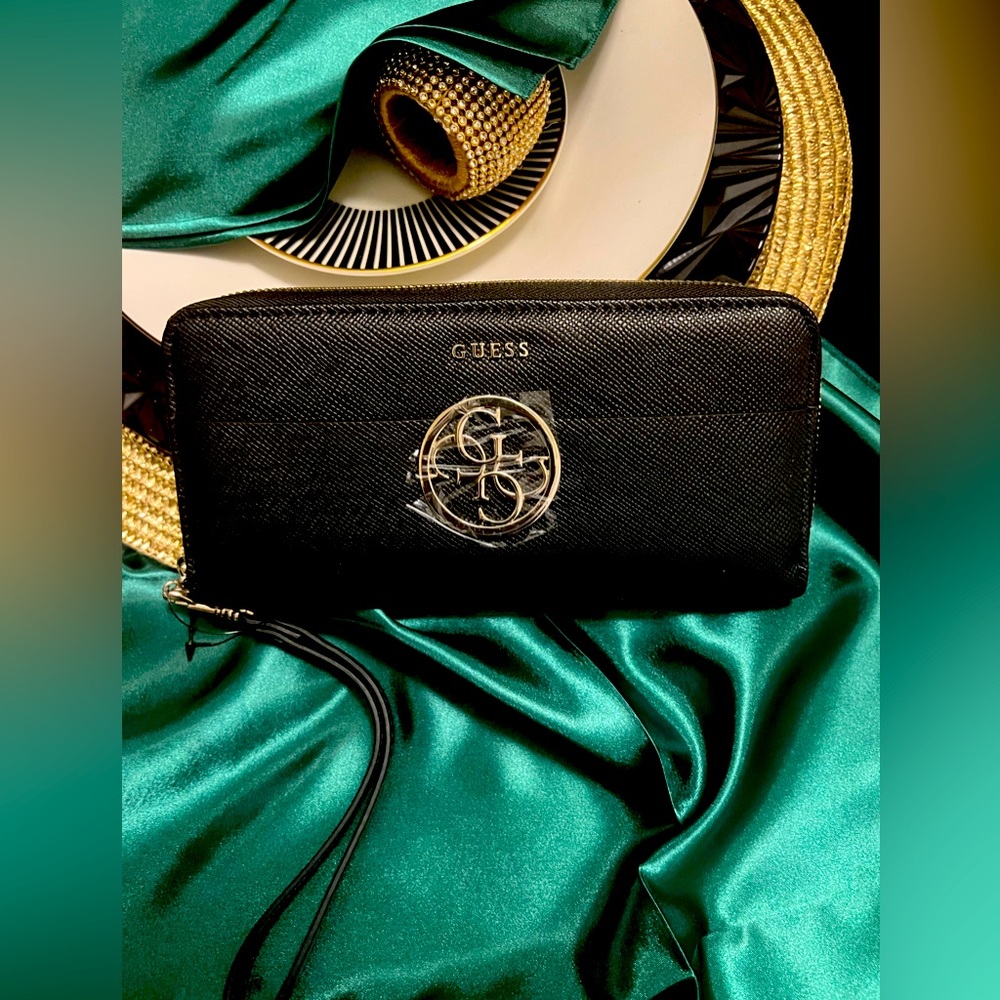 Guess Wallet - Black